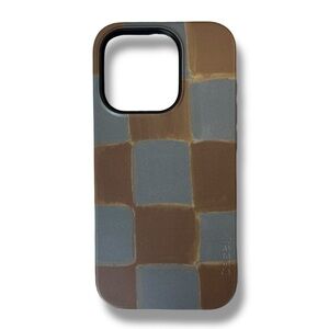 Casely iPhone 15 Pro Up River Boyfriend Collection Checkered Brown Blue Case
